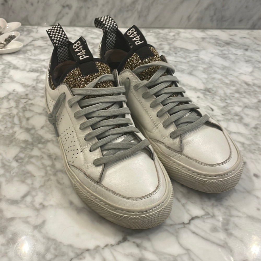 P448 sneaks